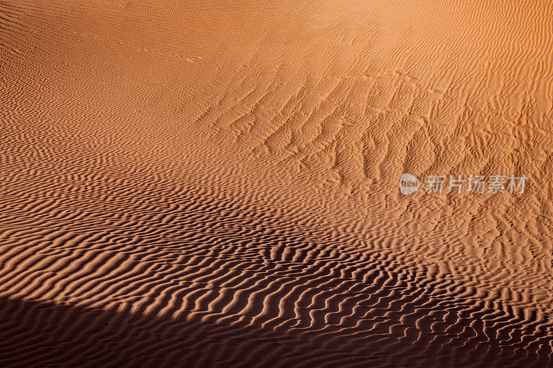 沙子和Erg Chebbi沙漠，Merzouga，摩洛哥，北非